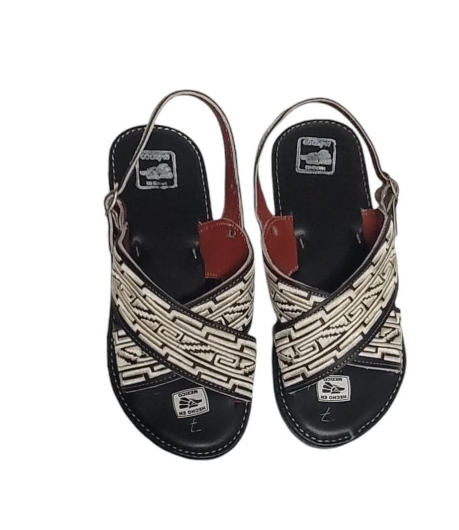 Black huarache sandals for men from Tierra Caliente crossed embroidered sole tire calentano guerrerense