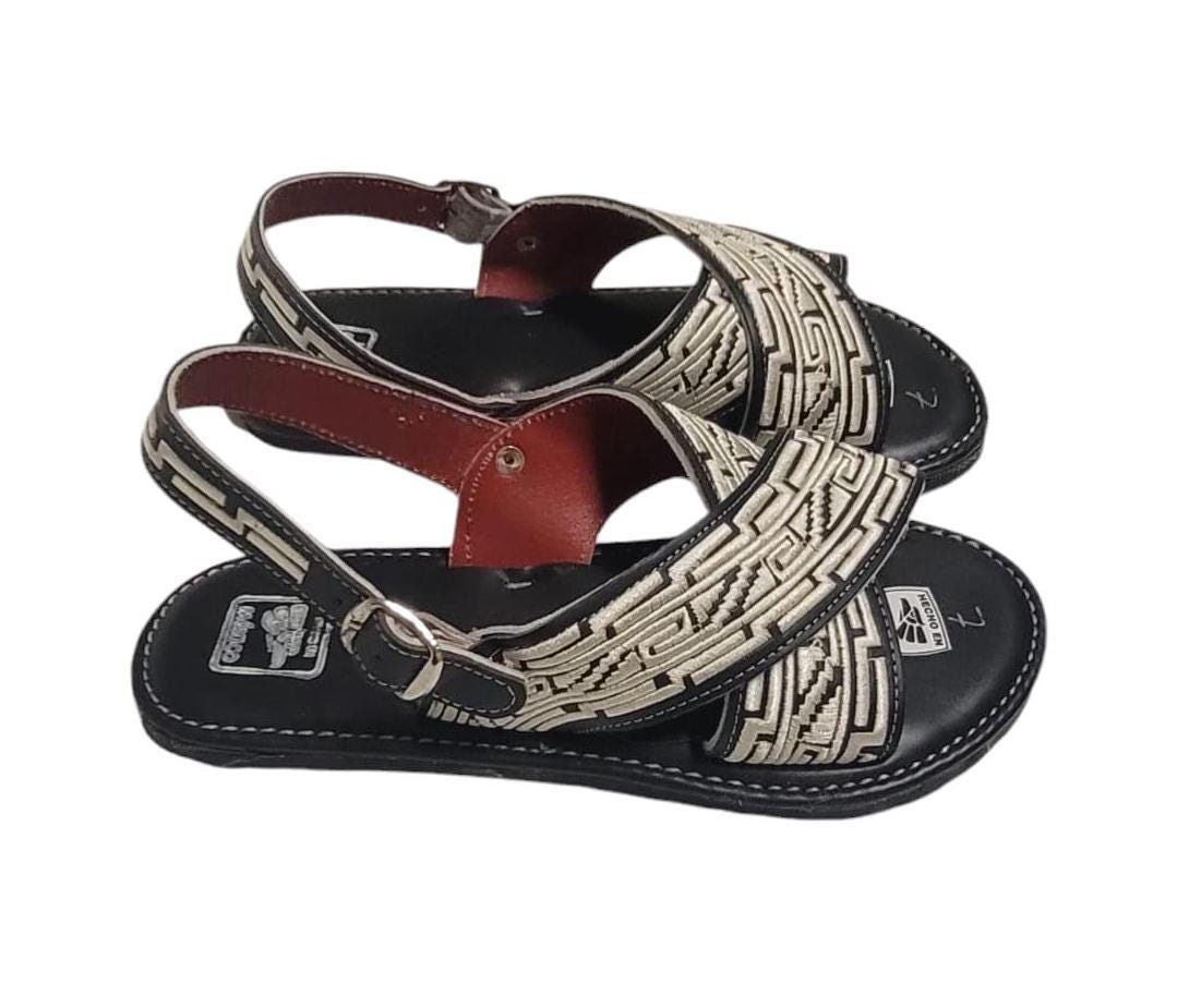 Black huarache sandals for men from Tierra Caliente crossed embroidered sole tire calentano guerrerense